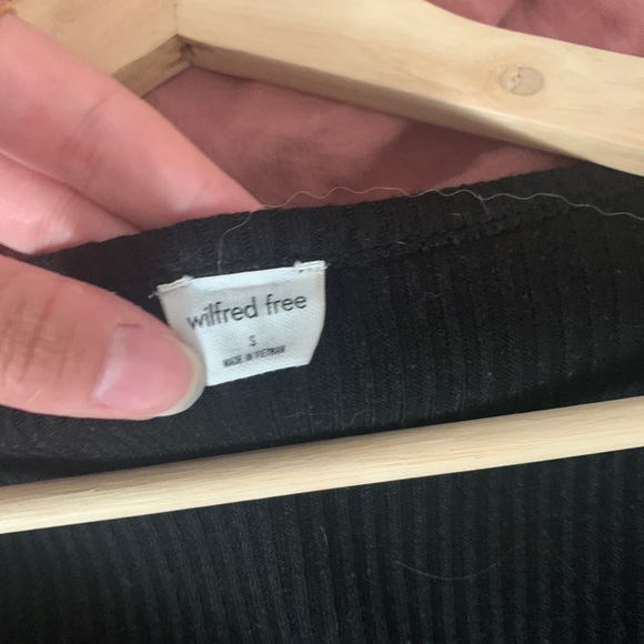 light cardigan aritzia - Picture 2 of 3